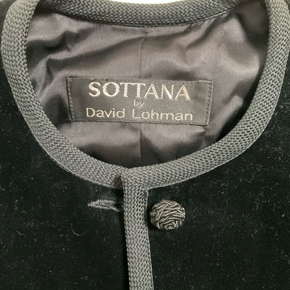 Vintage Sottana David Lohman Womens Sophisticated Velvet Blazer SZ 4 Whimsigoth - Picture 4 of 6
